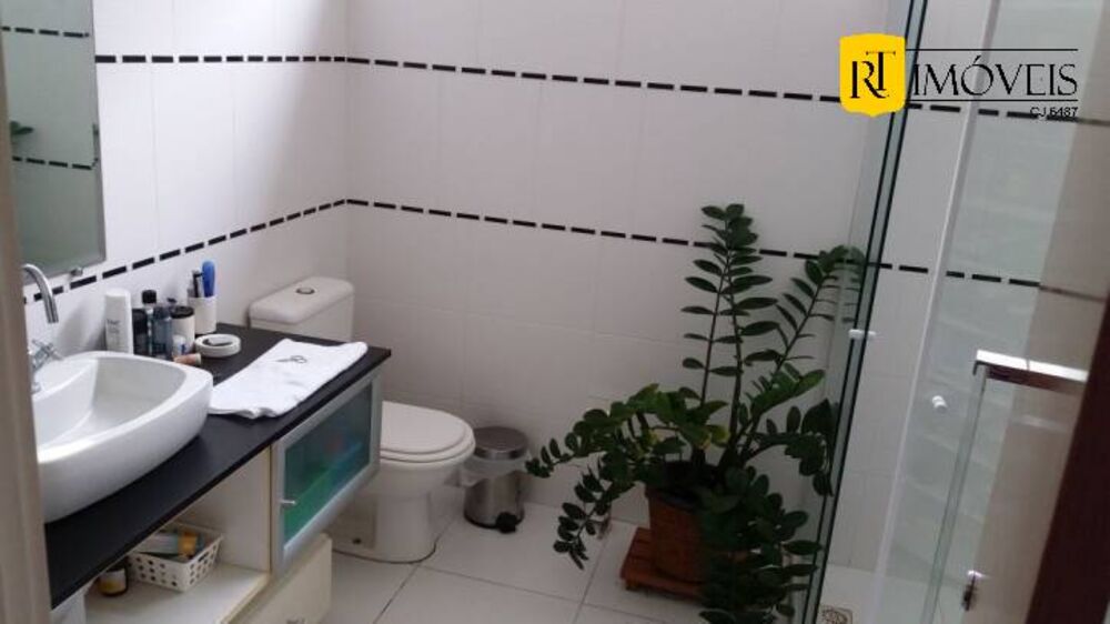Casa de Condomínio à venda e aluguel com 3 quartos, 350m² - Foto 5