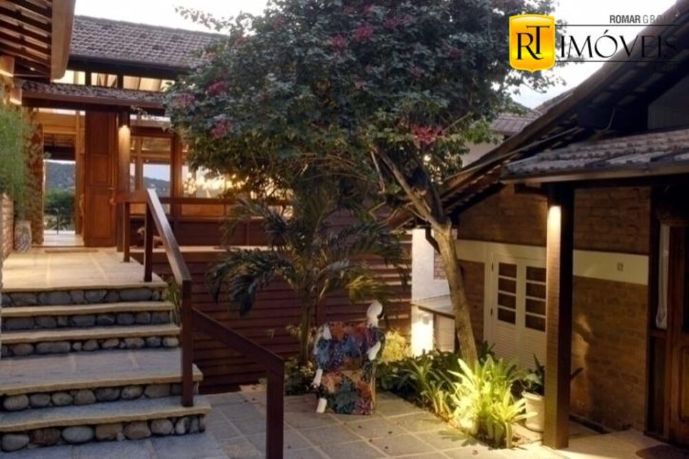 Casa, 7 quartos, 434 m² - Foto 2