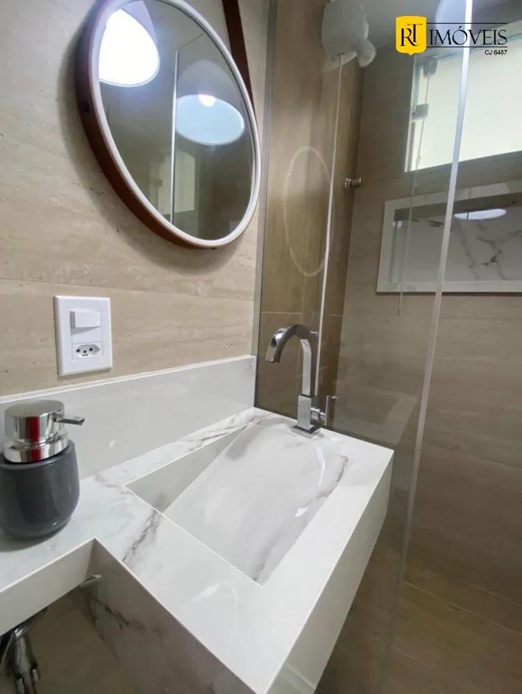 Casa, 5 quartos, 140 m² - Foto 2
