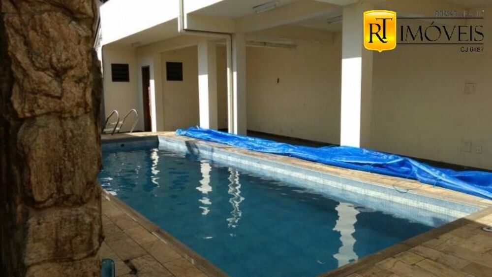 Casa à venda com 3 quartos, 310m² - Foto 7