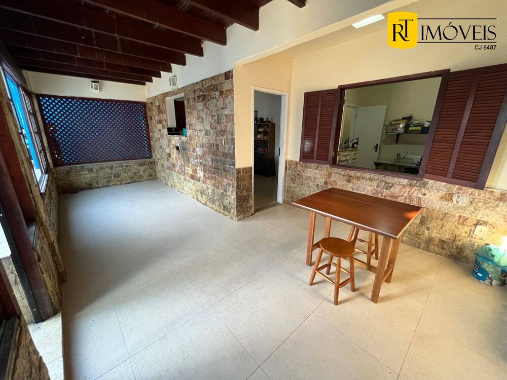 Casa, 7 quartos, 302 m² - Foto 3