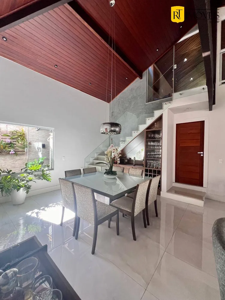 Casa, 4 quartos, 320 m² - Foto 1
