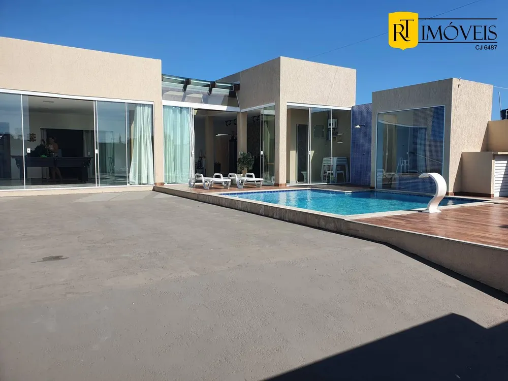 Casa, 3 quartos, 180 m² - Foto 1