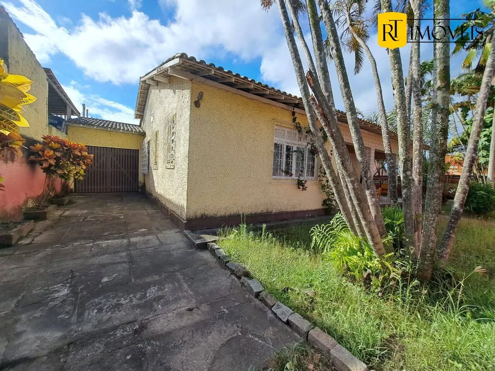 Casa, 4 quartos, 179 m² - Foto 1