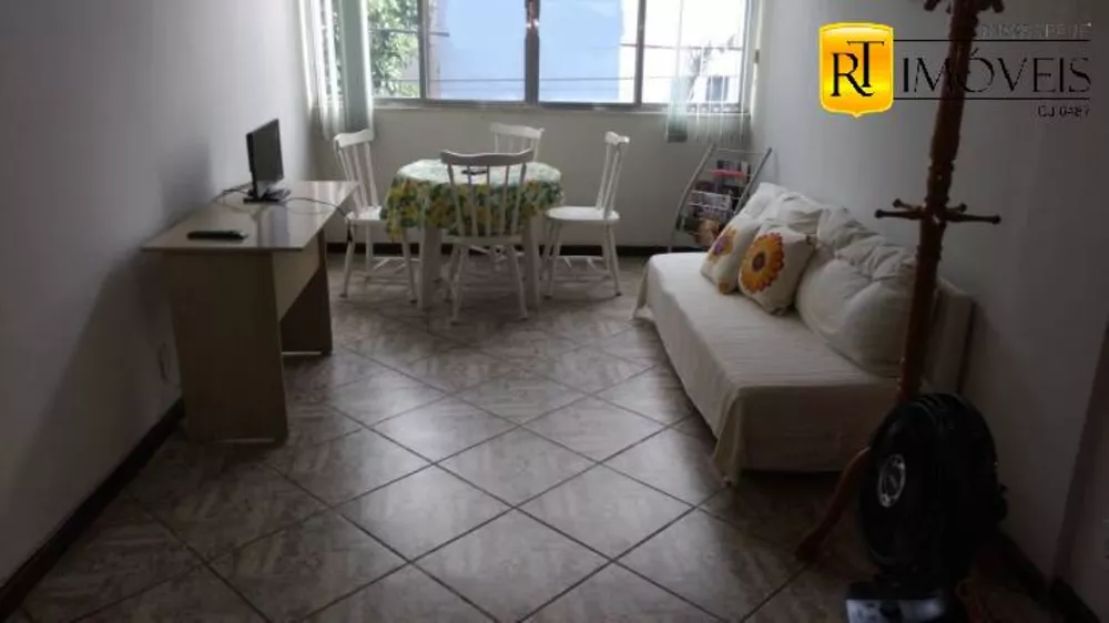 Apartamento à venda com 2 quartos, 65m² - Foto 2