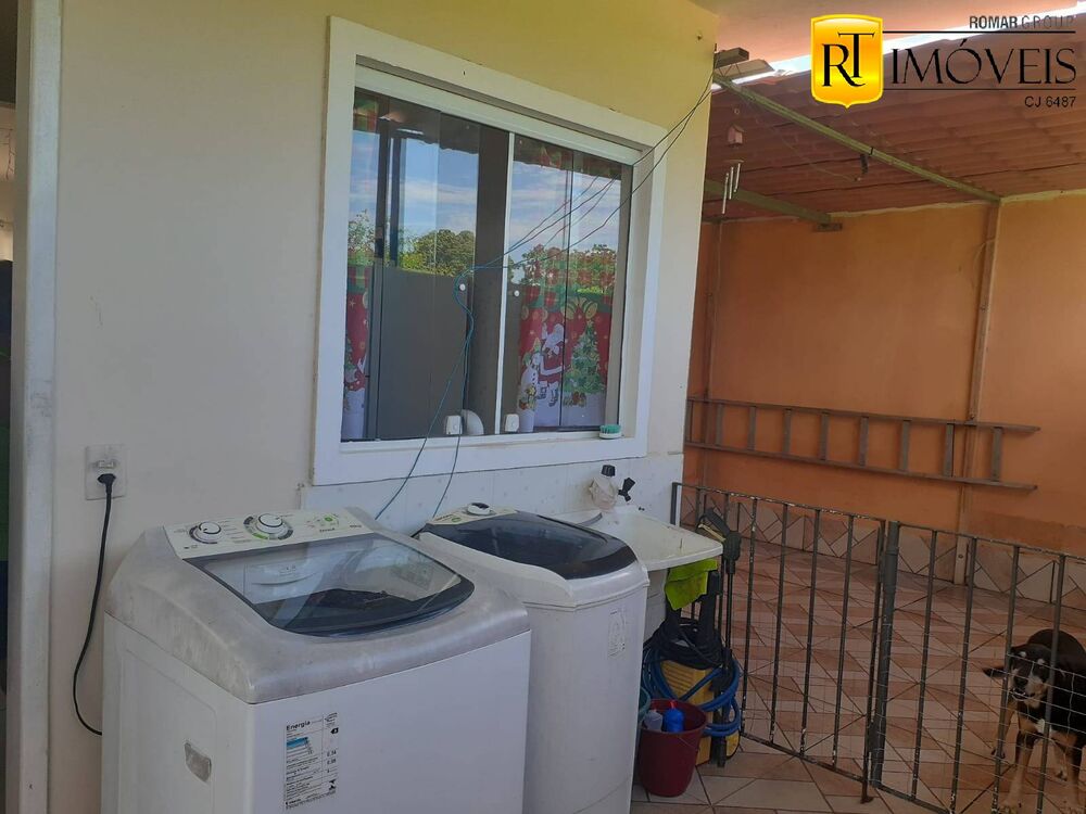 Casa à venda com 2 quartos, 72m² - Foto 7