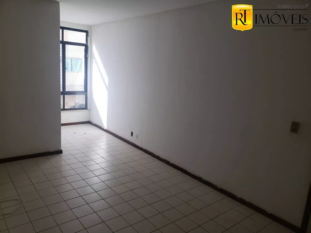 Apartamento à venda com 2 quartos, 70m² - Foto 3