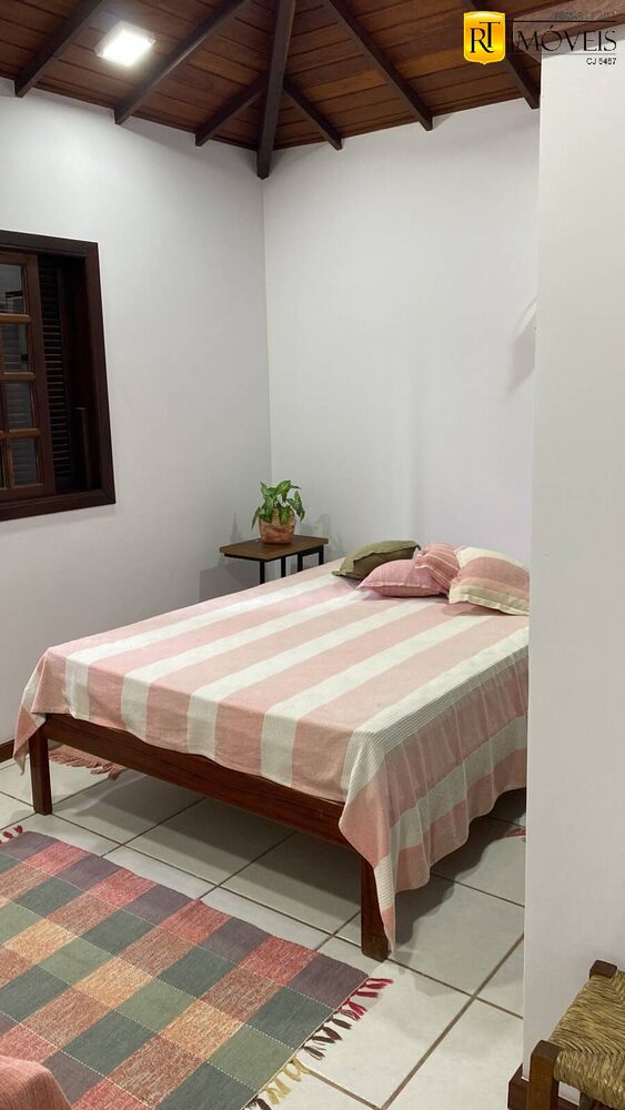 Casa à venda com 5 quartos, 250m² - Foto 5