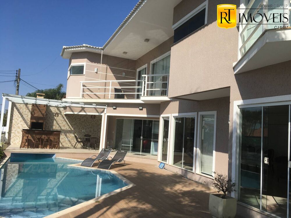 Casa à venda com 4 quartos, 283m² - Foto 1