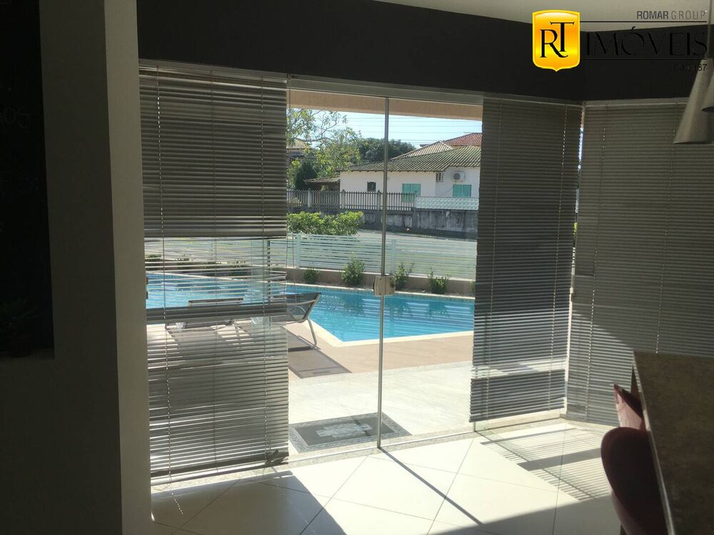 Casa à venda com 4 quartos, 283m² - Foto 8