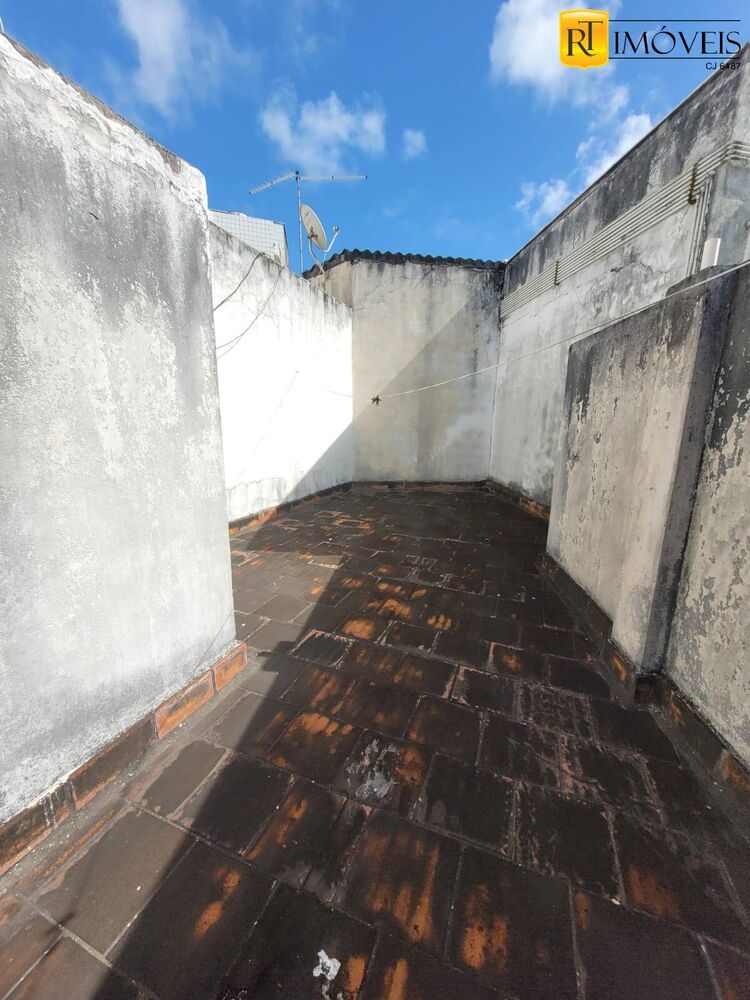 Apartamento à venda com 2 quartos, 140m² - Foto 4