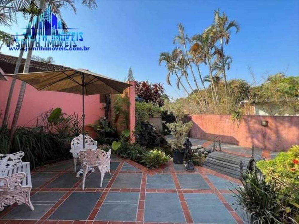 Casa de Condomínio à venda com 4 quartos, 439m² - Foto 1