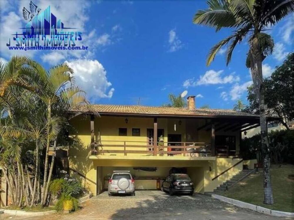 Casa de Condomínio à venda com 4 quartos, 220m² - Foto 1