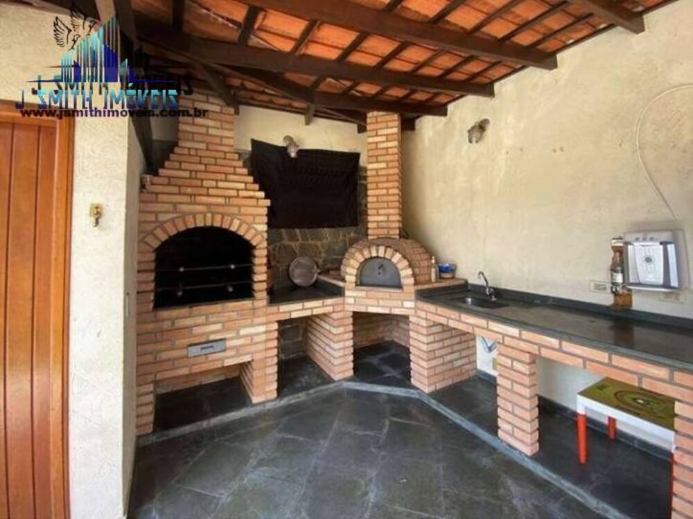 Casa de Condomínio à venda com 3 quartos, 361m² - Foto 2