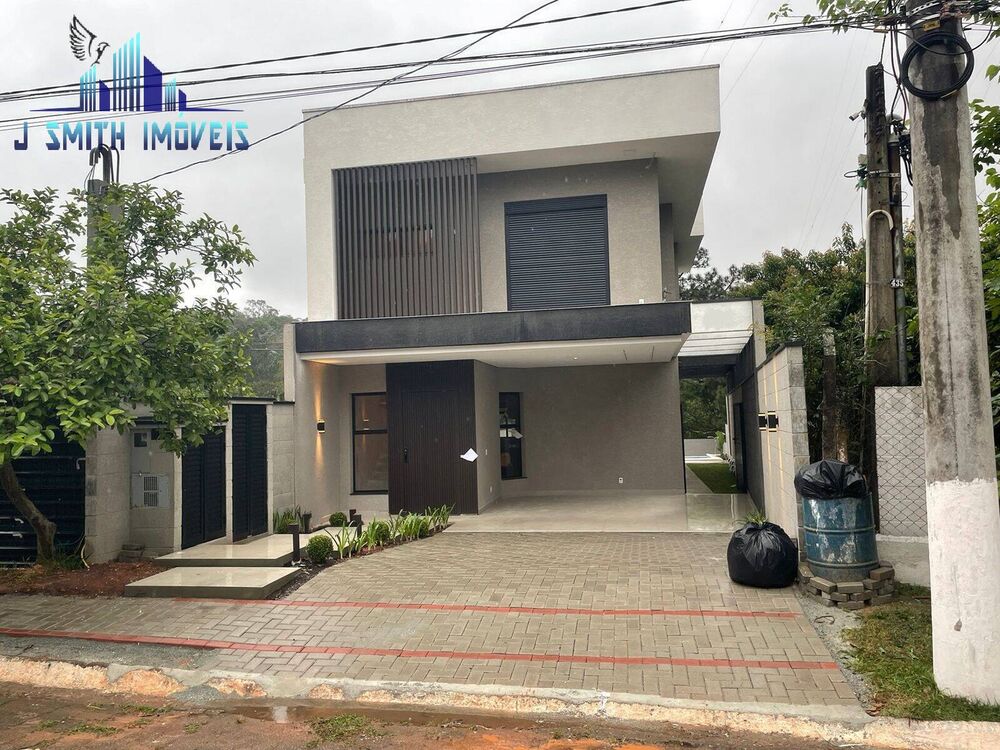 Casa, 3 quartos, 193 m² - Foto 1