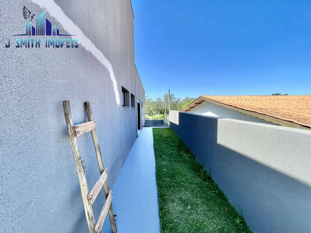 Casa à venda com 3 quartos, 230m² - Foto 3
