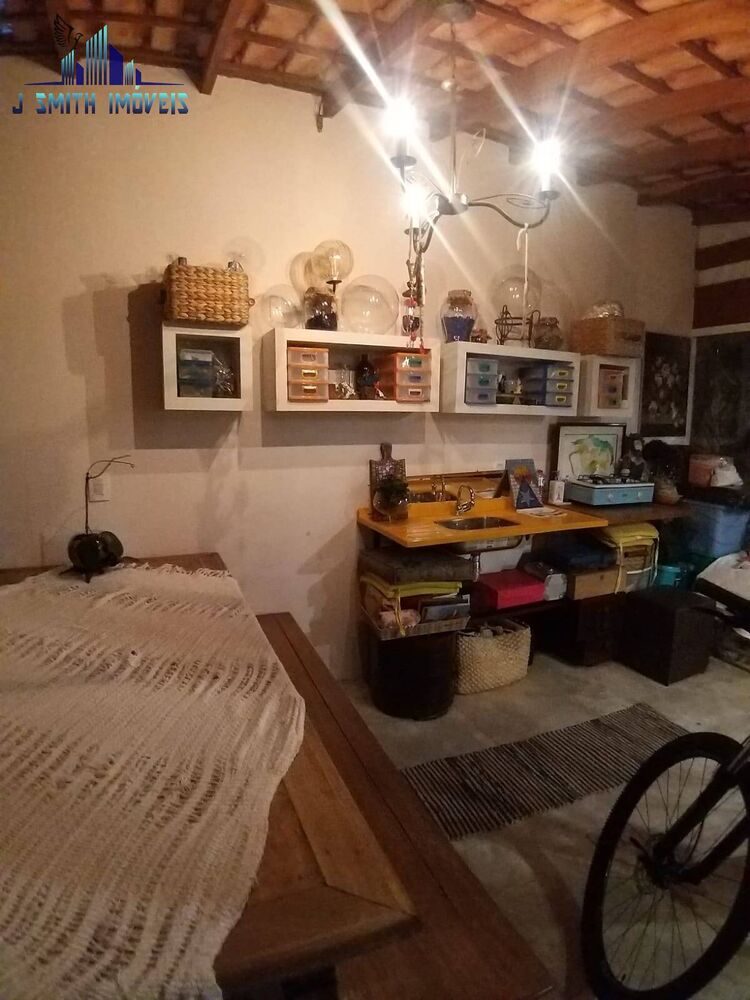 Casa à venda e aluguel com 3 quartos, 120m² - Foto 3