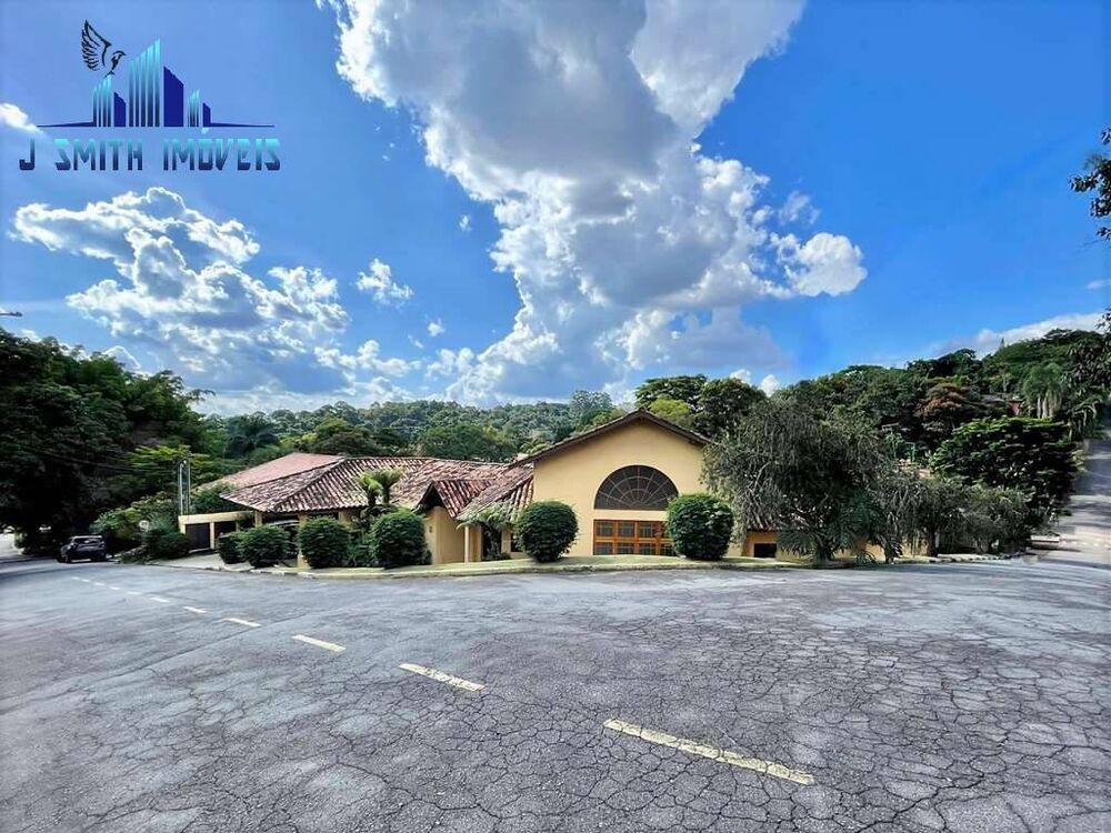 Casa à venda com 4 quartos, 586m² - Foto 3