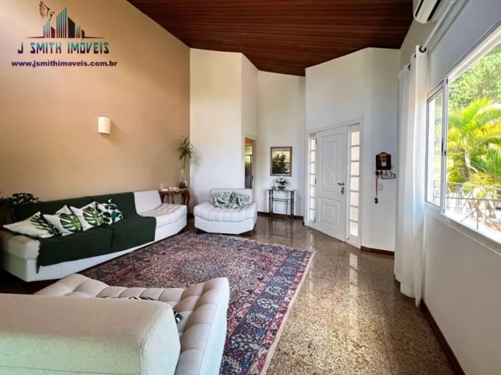 Casa de Condomínio à venda com 4 quartos, 400m² - Foto 1