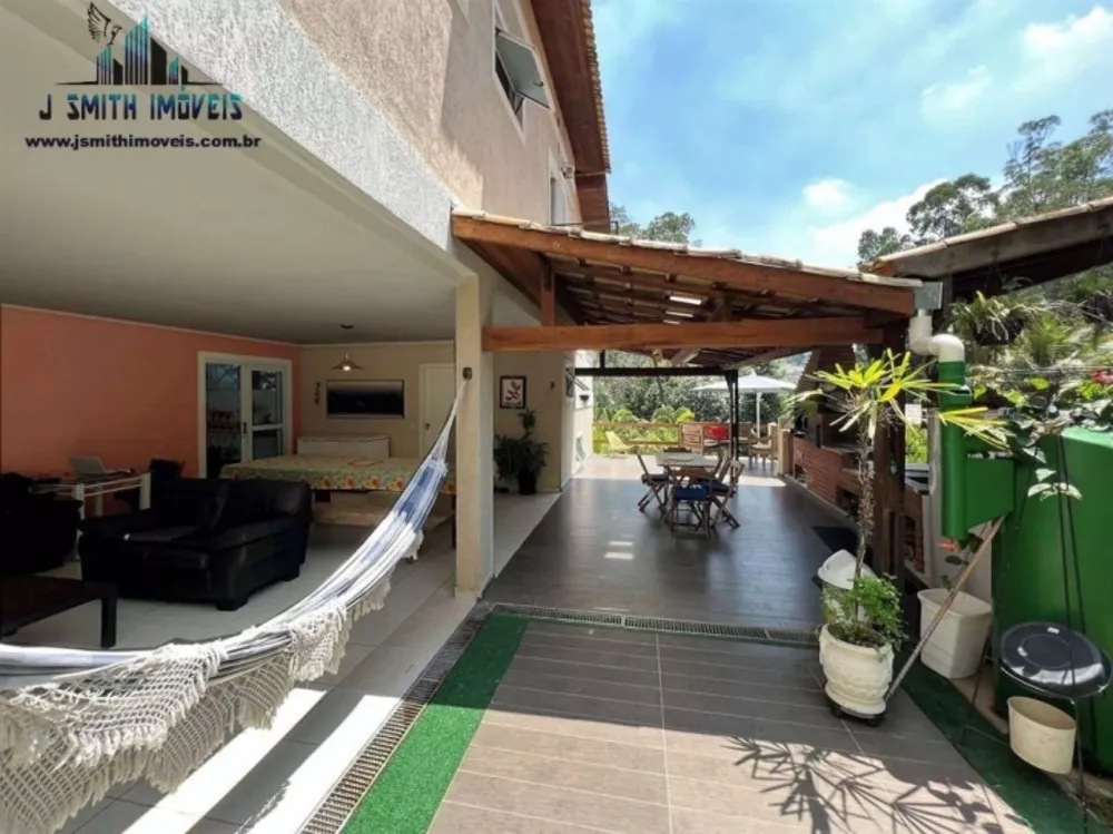 Casa de Condomínio à venda com 4 quartos, 400m² - Foto 6