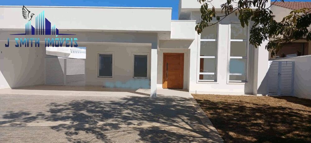 Casa, 3 quartos, 246 m² - Foto 1