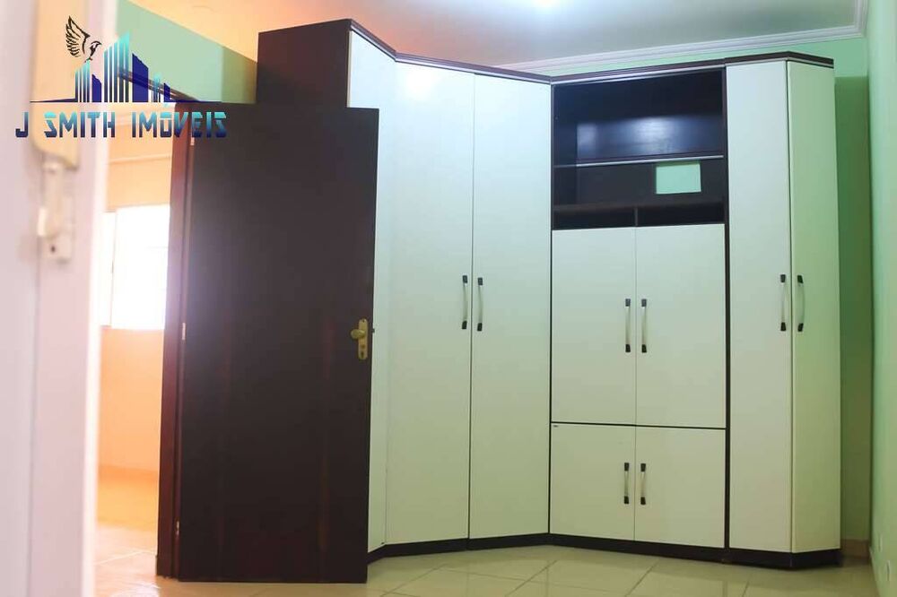 Casa, 5 quartos, 374 m² - Foto 1