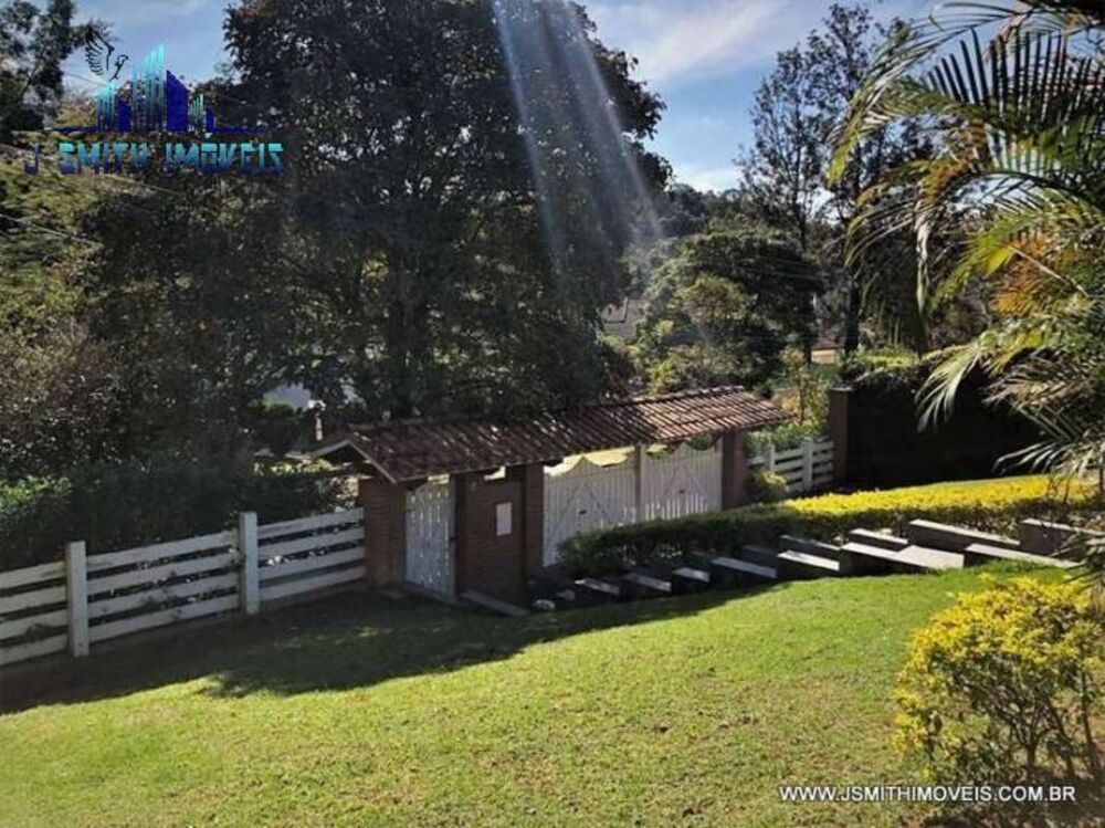 Casa de Condomínio à venda com 3 quartos, 237m² - Foto 1