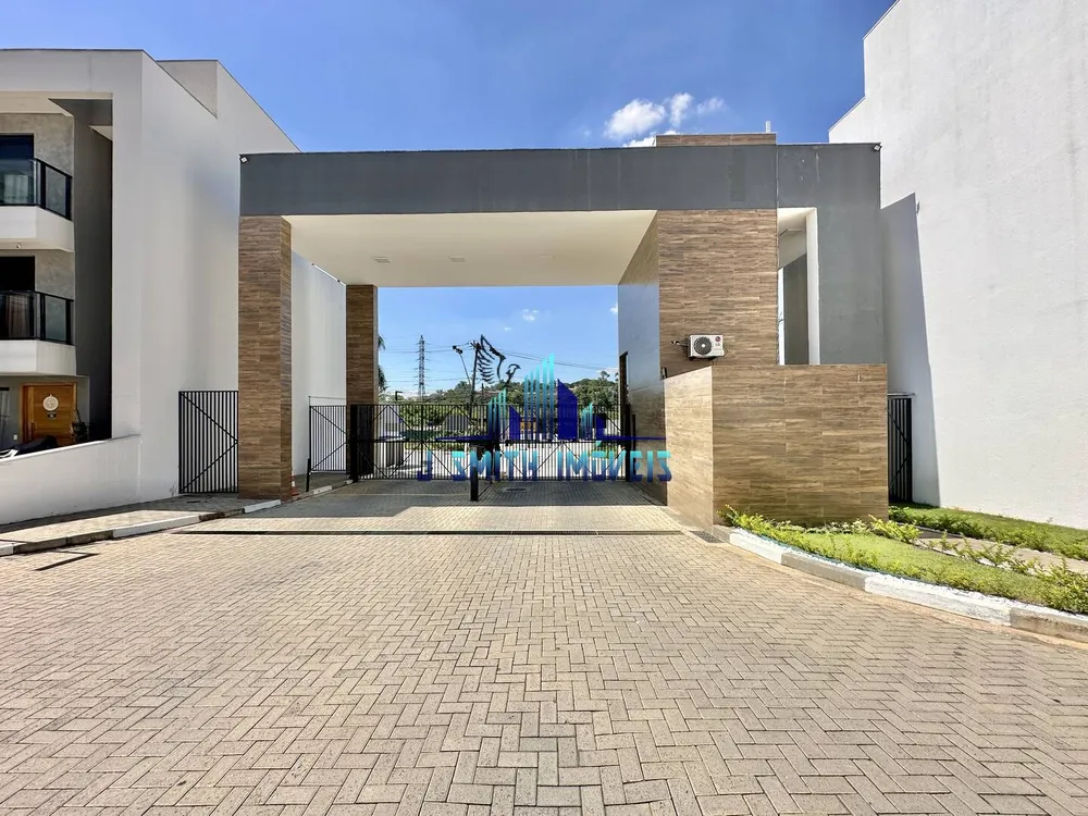 Apartamento, 3 quartos, 139 m² - Foto 2