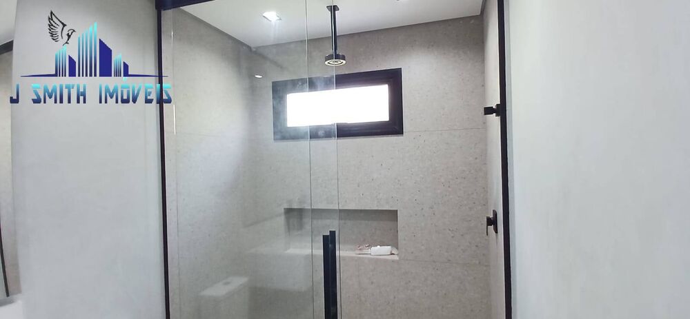 Casa à venda com 4 quartos, 272m² - Foto 2