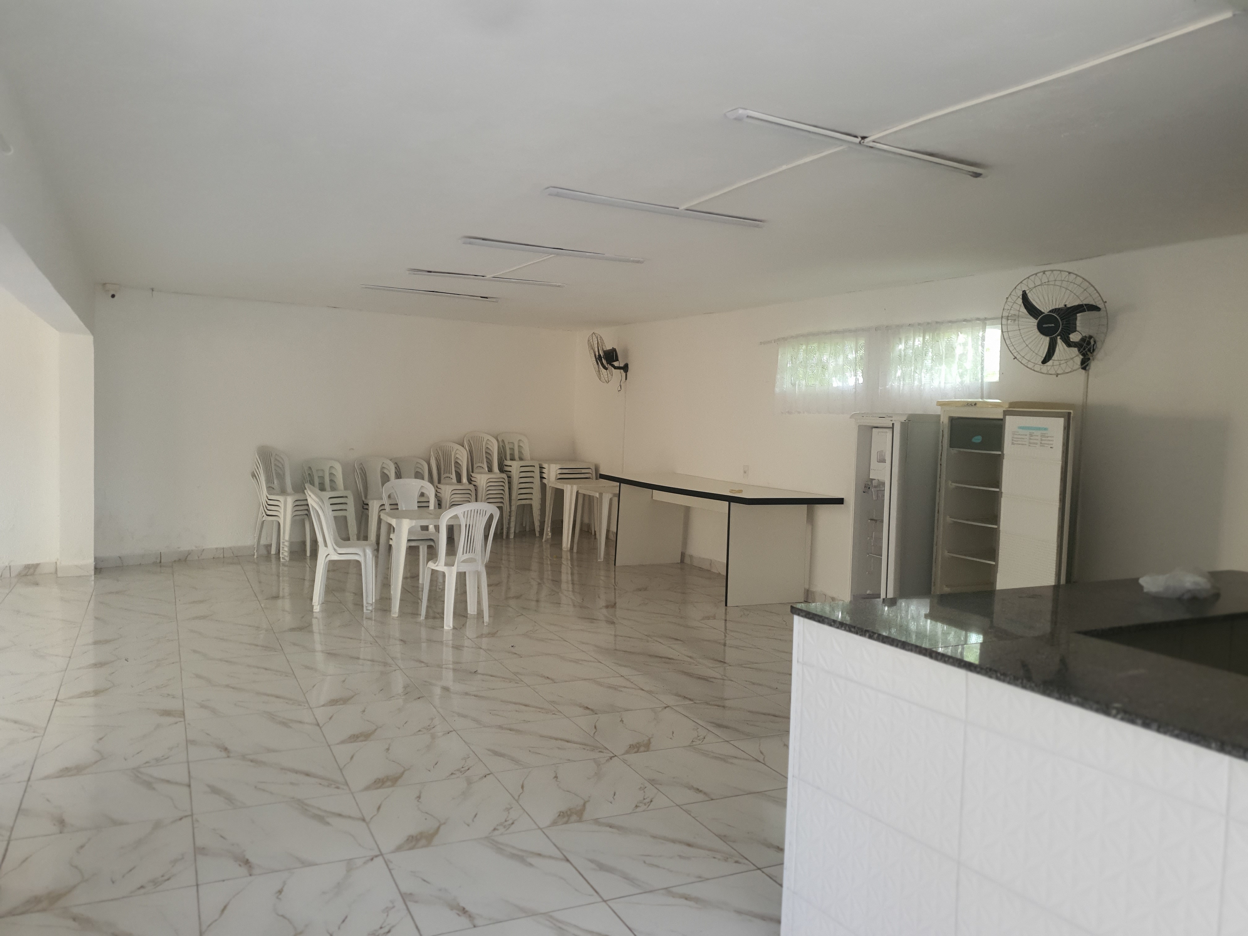 Apartamento para alugar com 2 quartos, 70m² - Foto 16