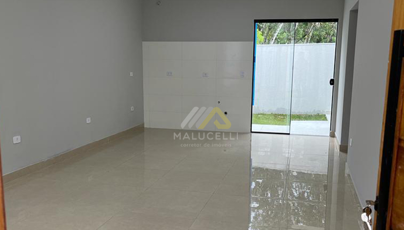 Casa à venda com 2 quartos, 70m² - Foto 11