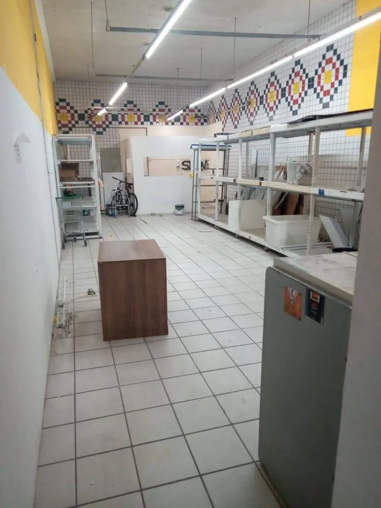 Loja-Salão, 140 m² - Foto 1