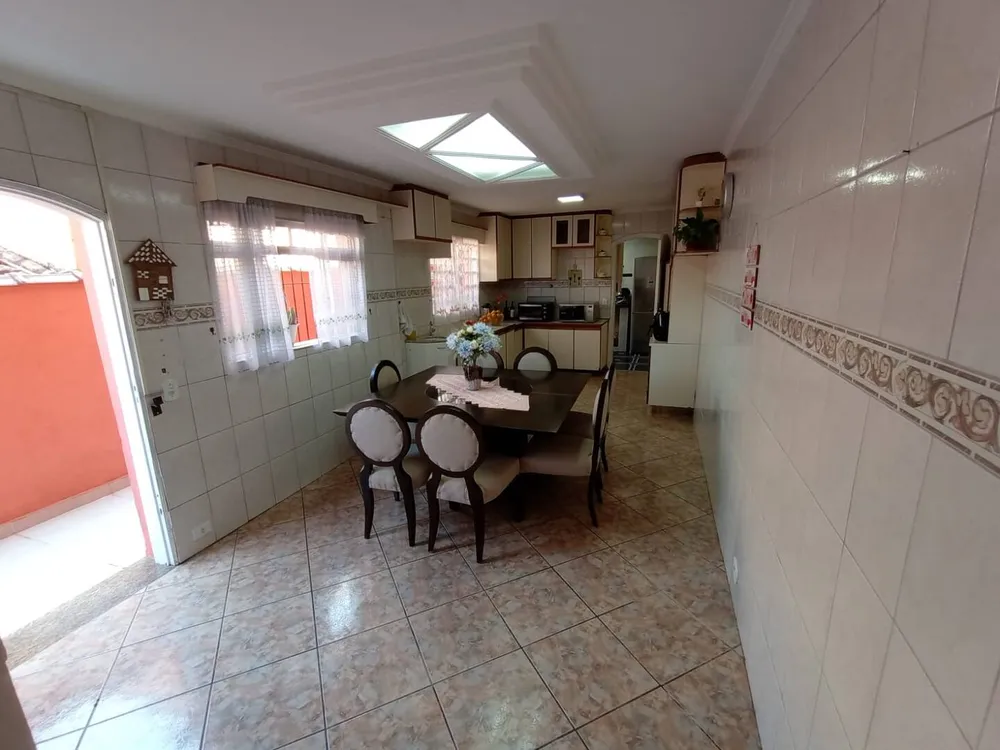 Sobrado, 4 quartos, 306 m² - Foto 4
