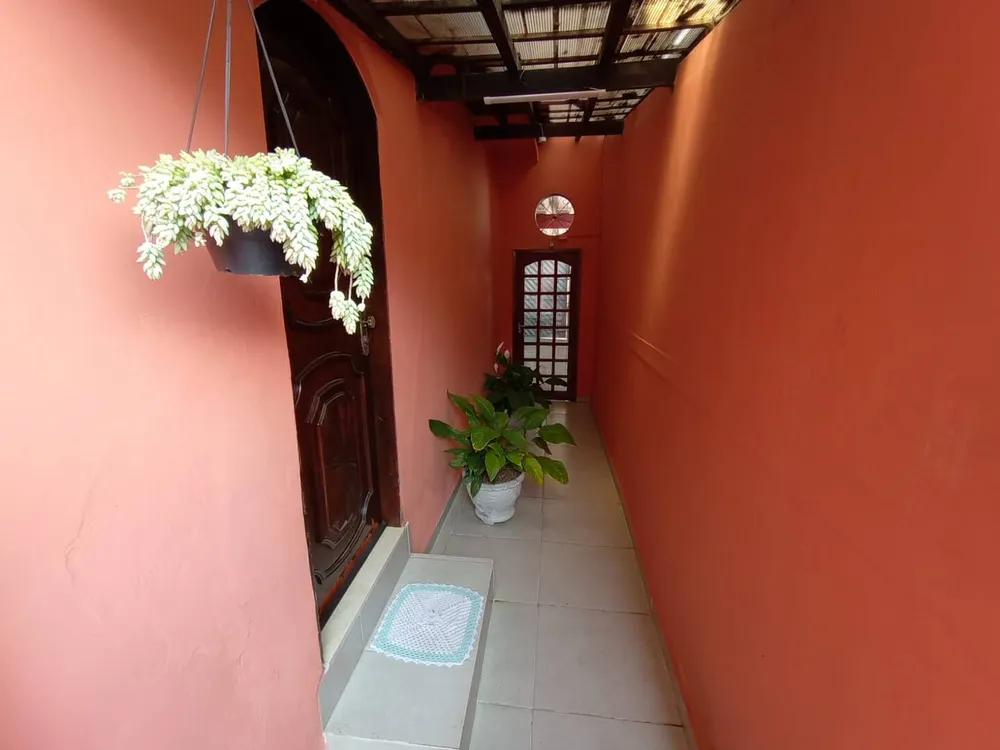 Sobrado, 4 quartos, 306 m² - Foto 1