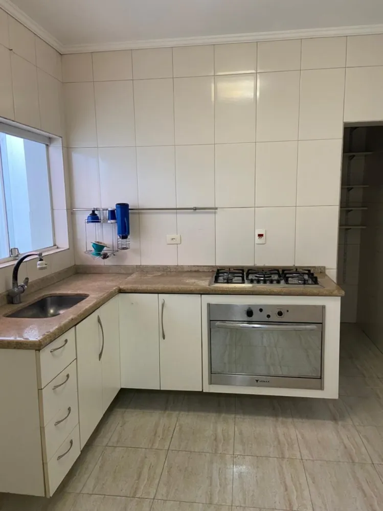Casa, 3 quartos, 256 m² - Foto 4