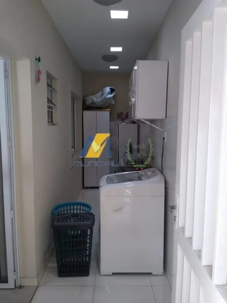 Casa, 3 quartos, 324 m² - Foto 1