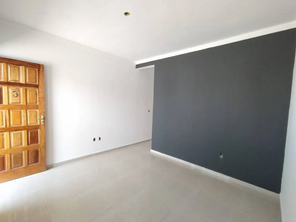 Casa, 2 quartos, 60 m² - Foto 1