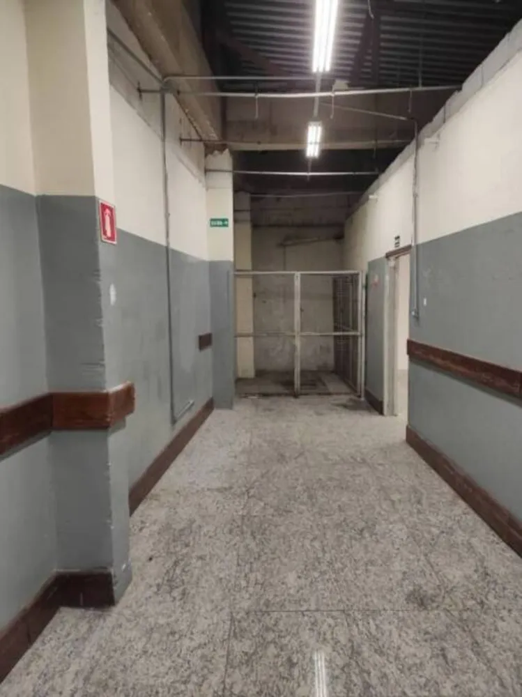 Loja-Salão, 590 m² - Foto 1
