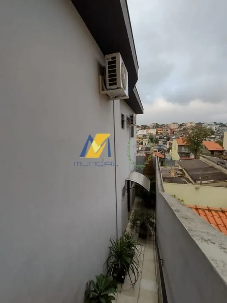 Casa, 3 quartos, 210 m² - Foto 1