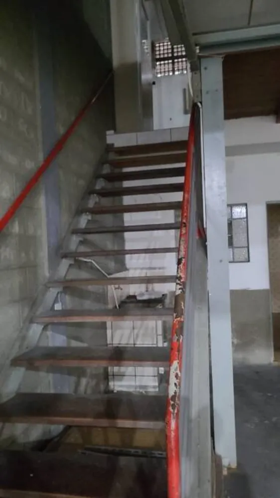 Depósito-Galpão, 300 m² - Foto 1