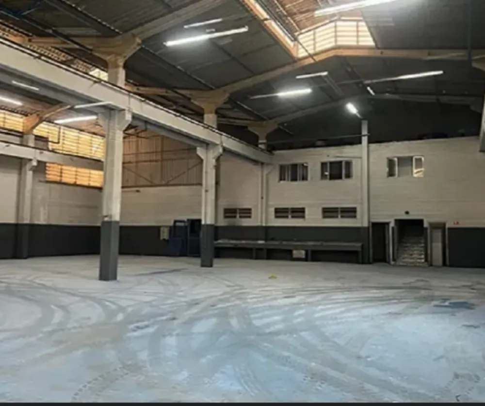 Depósito-Galpão, 2400 m² - Foto 2