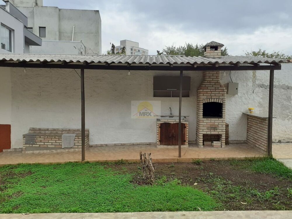 Casa, 4 quartos, 120 m² - Foto 1