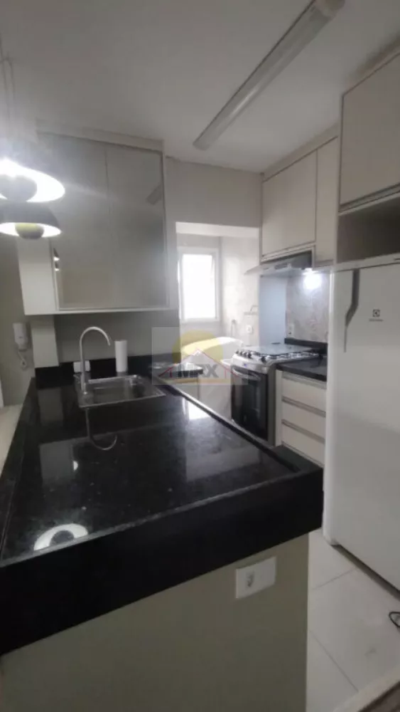 Apartamento à venda com 2 quartos, 44m² - Foto 4