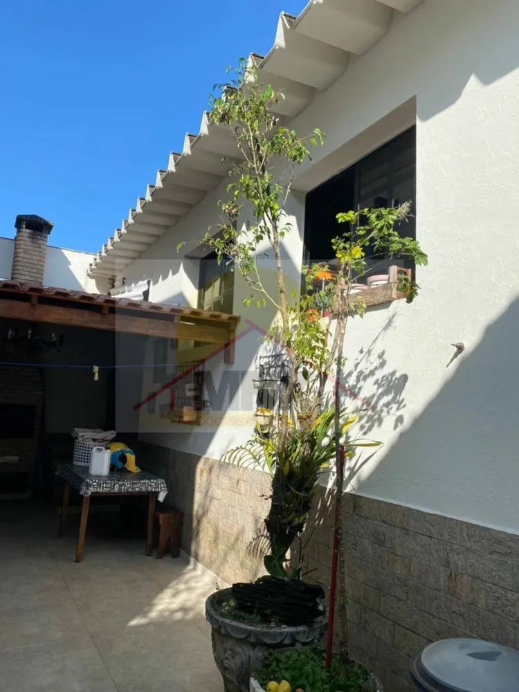 Casa, 4 quartos, 318 m² - Foto 1