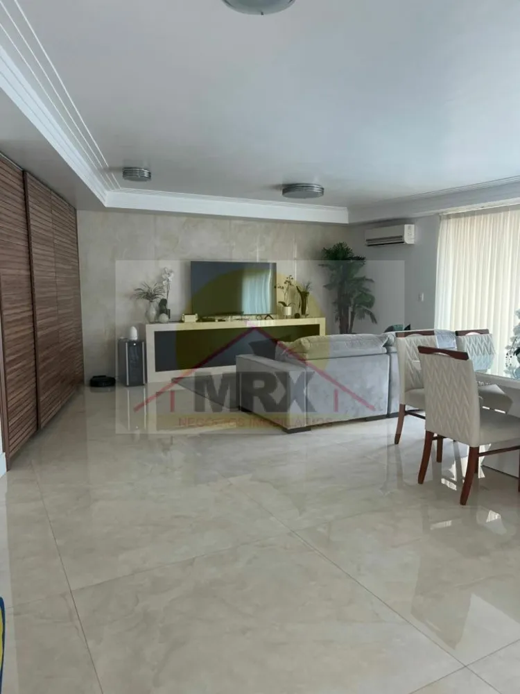 Casa, 3 quartos, 300 m² - Foto 1