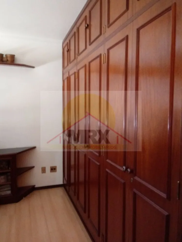 Apartamento, 4 quartos, 214 m² - Foto 2