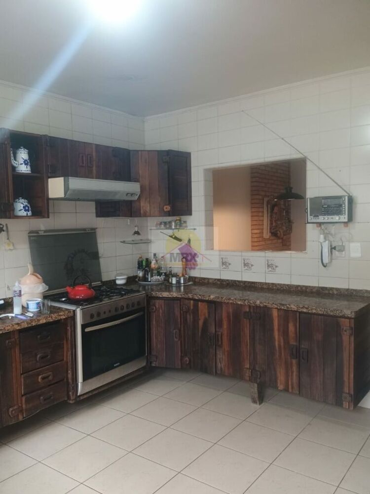 Casa, 3 quartos, 300 m² - Foto 6