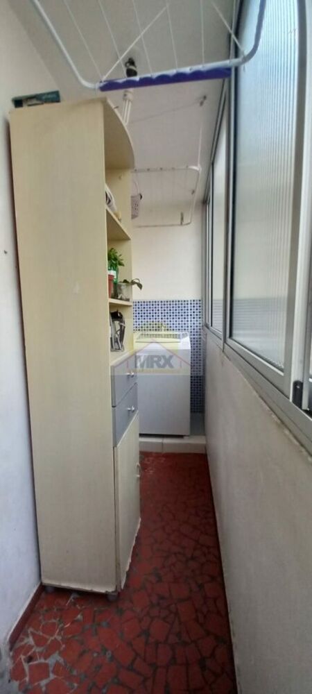 Apartamento à venda com 1 quarto, 34m² - Foto 3