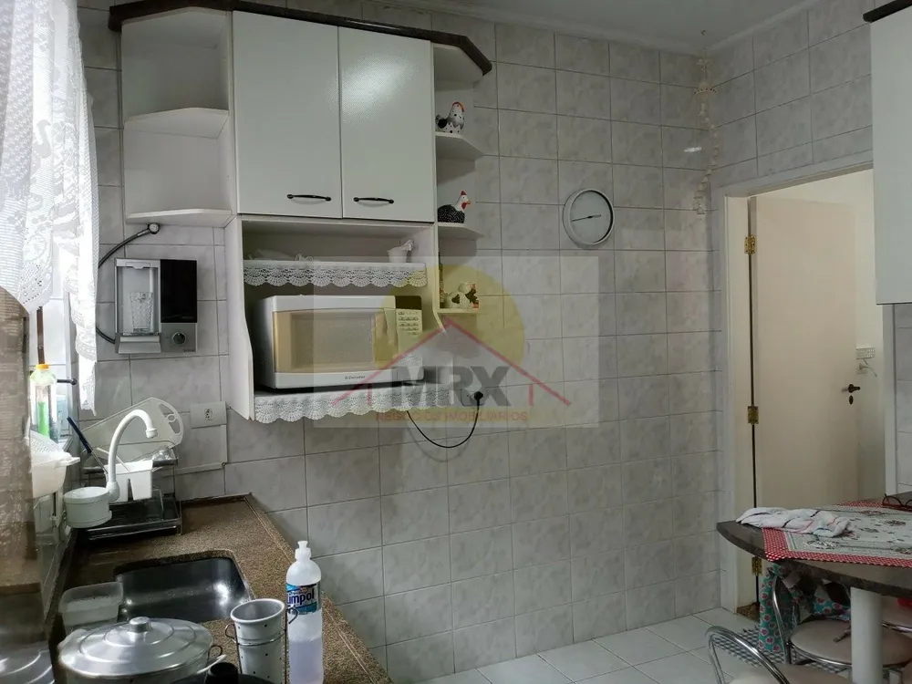 Casa, 3 quartos, 253 m² - Foto 2