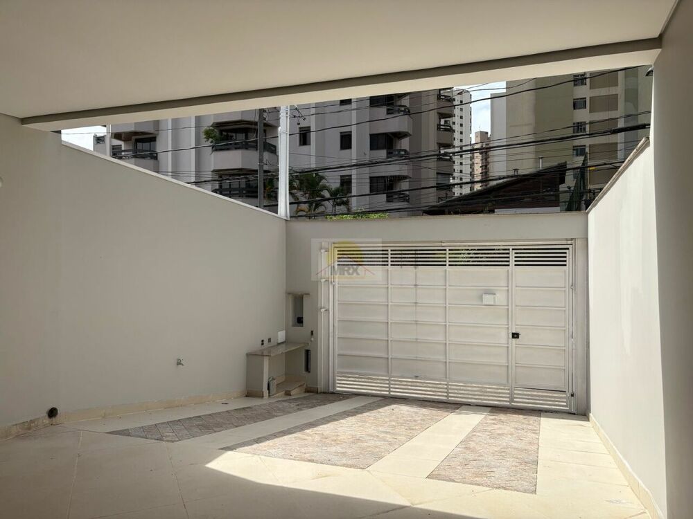 Casa, 3 quartos, 220 m² - Foto 1